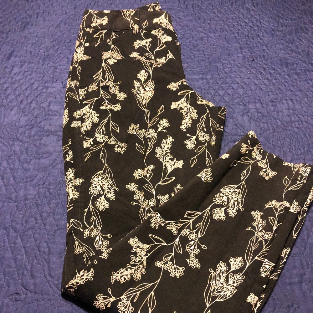 OLD NAVY PIXIE PANTS